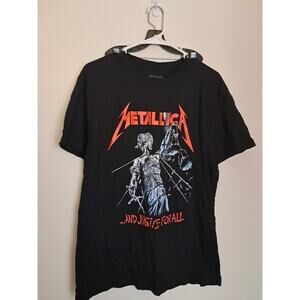 Metallica Mens Black T-shirt Ahort Sleeves With Graphic Design Size Large
